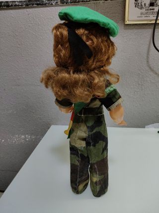 Muñeca funcionando militares mili ejercito 