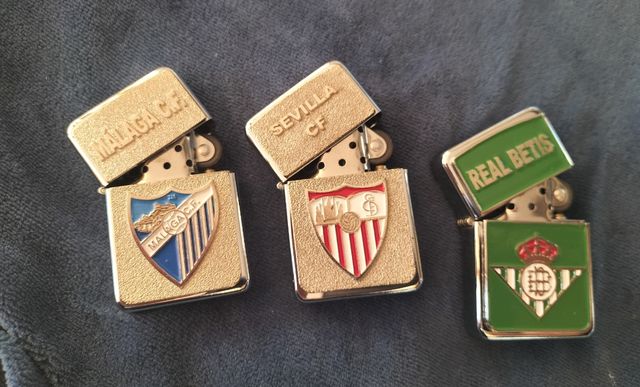 ONCE  ENCENDEDORES EJÉRCITO