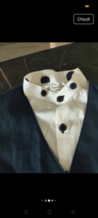 Vestiti da cerimonia o comun ragazzo,