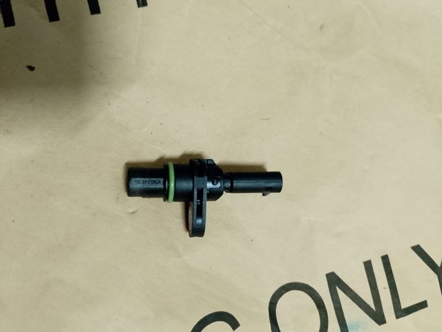 Sensor de árbol de levas 04l907601a