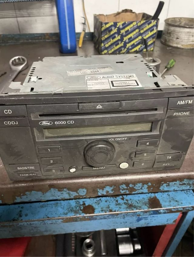 Stereo autoradio ford