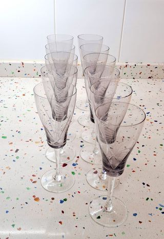 Cristalería SALT 11 vasos tintados