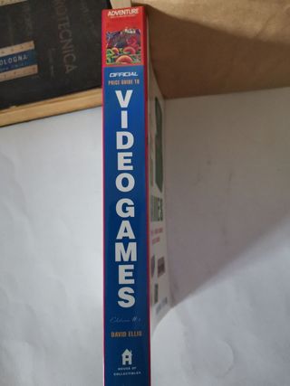 Libro CLASSIC VIDEO GAMES Raro nuovo