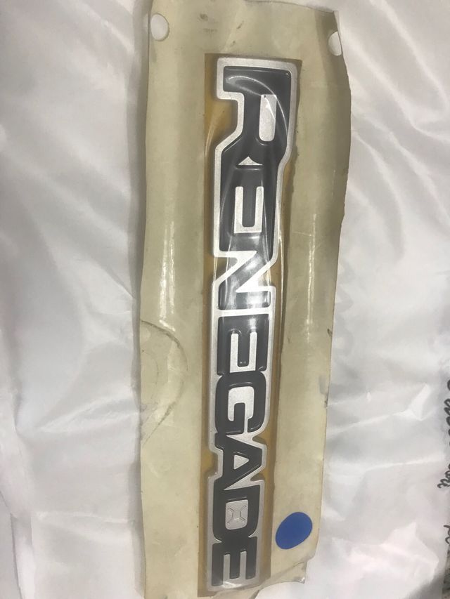 Adesivo striscia renegate