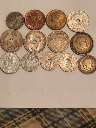 Lote de 13 monedas españolas