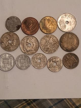 Lote de 13 monedas españolas