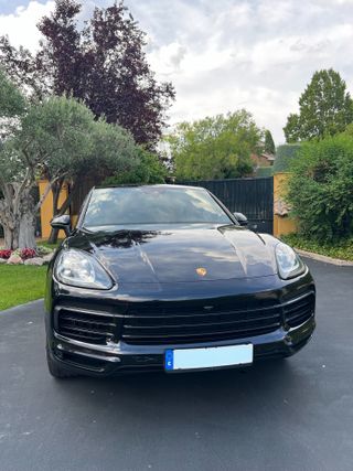 Porsche Cayenne Coupe E-Hybrid 