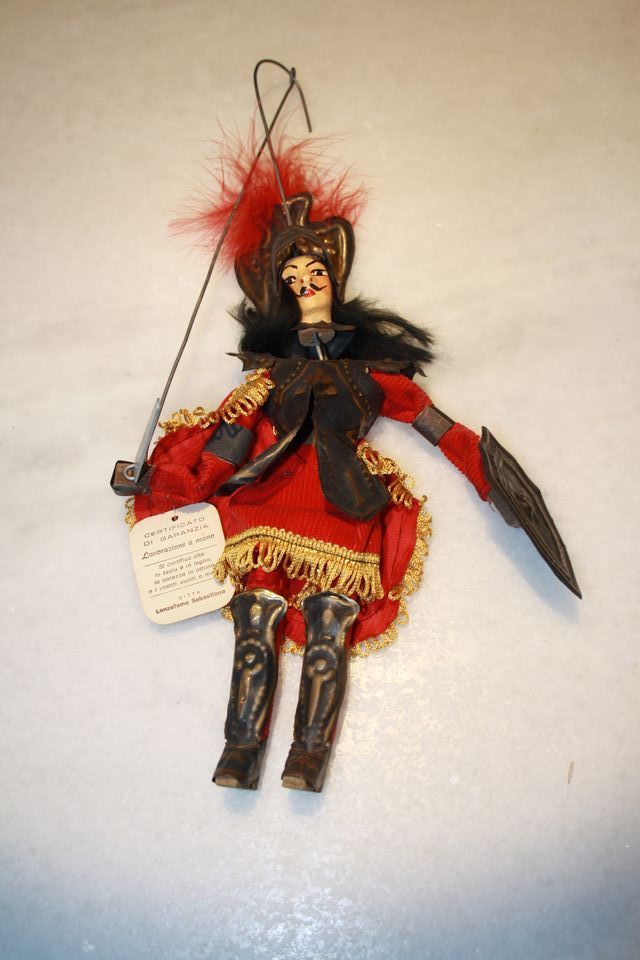 Pupo siciliano personaggio Conte Orlando