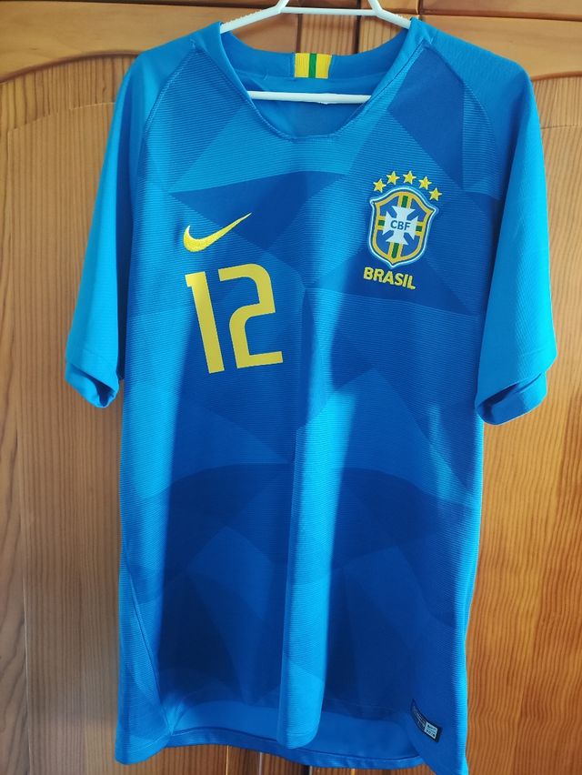 Camiseta Brasil talla M Marcelo 12