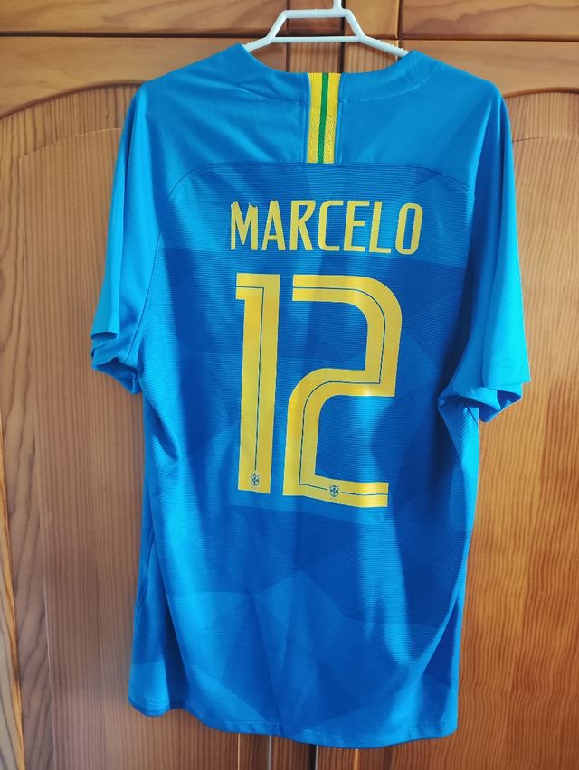 Camiseta Brasil talla M Marcelo 12