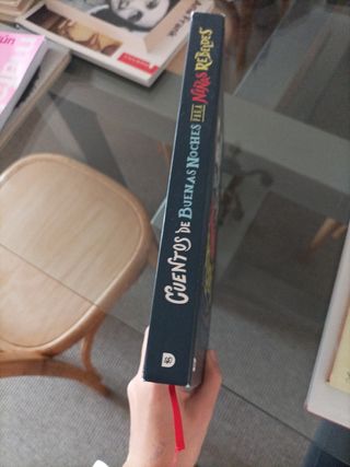 Cuentos de buenas noches para niñas rebeldes: 100 historias de mujeres extraordinarias