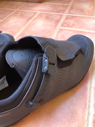 Zapatillas MTB All Mountain Shimano ME302 Negro 