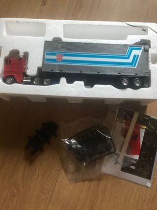 OPTIMUS Prime Transformers G1 Ko Reissue Replica