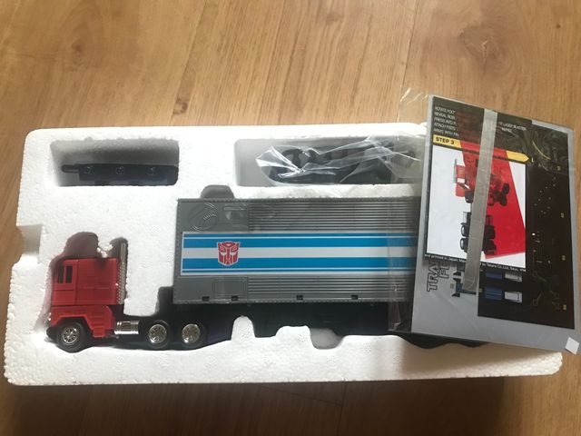 OPTIMUS Prime Transformers G1 Ko Reissue Replica