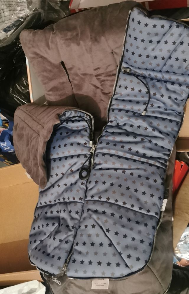 Giacca universale con stelle blu e grigie