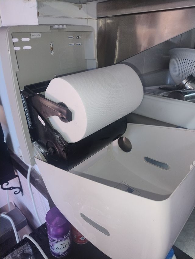 Dispensador de papel cocina