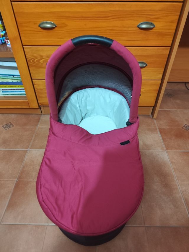 Carro con capazo mamas and papas