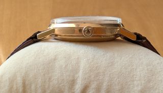 Reloj omega automático oro