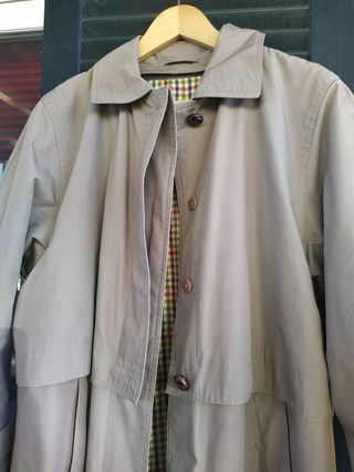 Trench larga con forro desmontable