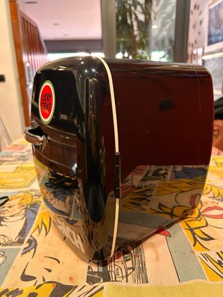 Nevera portatil conexión a toma encendedor coche