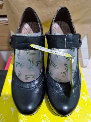 Zapatos de piel PITILLOS nuevos