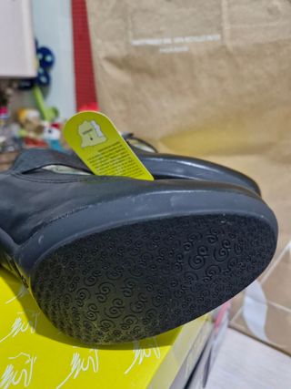 Zapatos de piel PITILLOS nuevos