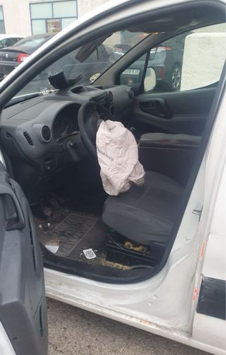 Citroen berlingo 2010 siniestro