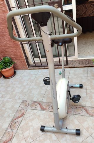 Bicicleta estática 