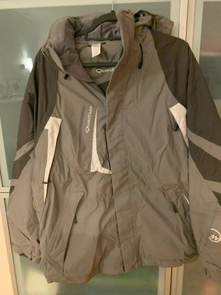 Casaco homem para Ski. Marca Quechua