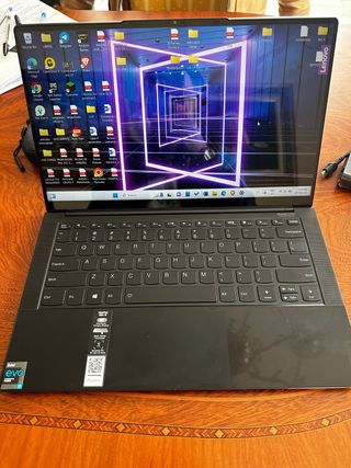 Lenovo YOGA Slim 9i 14 ́ INTEL I7 EVO 11 GEN