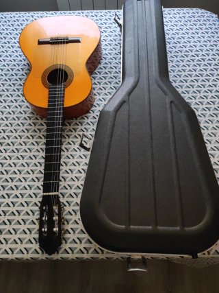 Guitarra Flamenca ciprés maciza