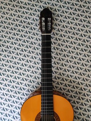 Guitarra Flamenca ciprés maciza