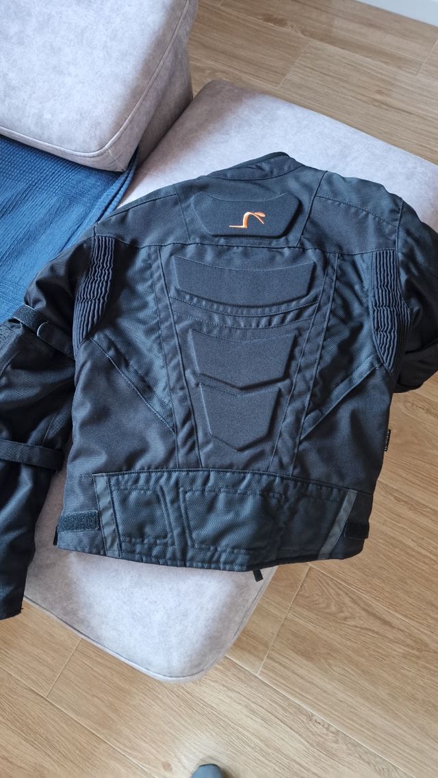 Chaqueta moto