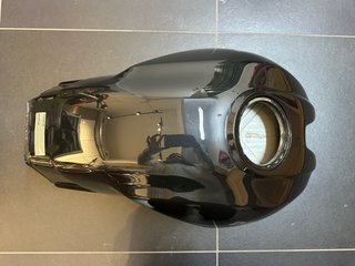 Deposito gasolina ducati monster