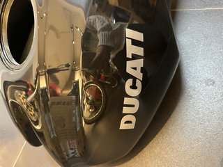 Deposito gasolina ducati monster