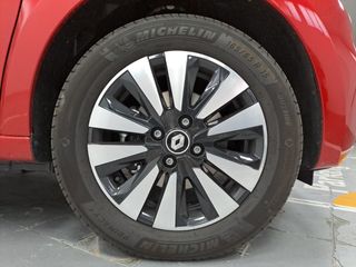 Renault Twingo Eléctrico techno 60kW Bateria 20kWh