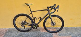 Bicicleta scott addict 10
