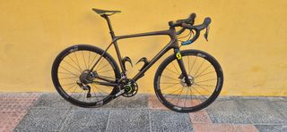 Bicicleta scott addict 10
