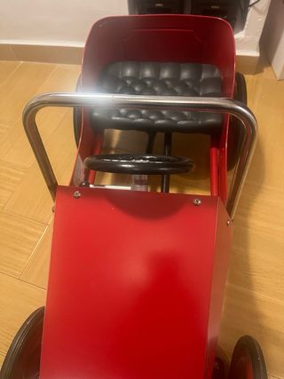 auto giocattolo vintage per bambini