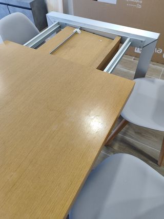Mesa comedor extensible 