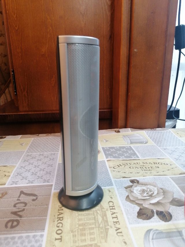 Reproductor CD, 2 altavoces indep.