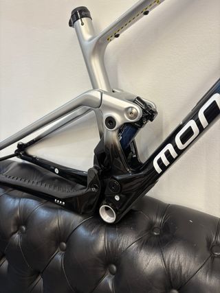 CUADRO MONDRAKER FPODIUM RR SL 2025 Talla S y M