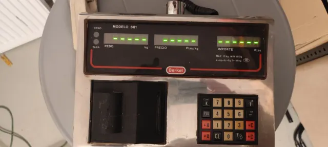 Bascula colgante vintage