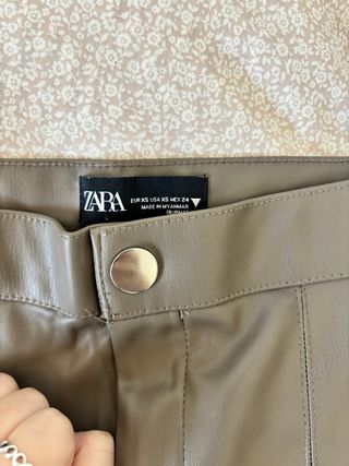 Pantalon cuero