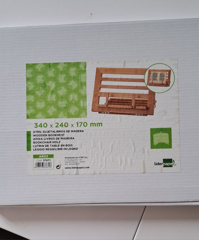 Atril sujeta libros de madera