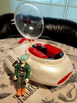 Dragon Ball vehículo Capsule 82 Trunks