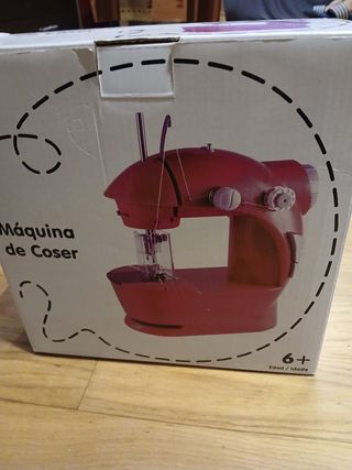 Maquina de coser juguete
