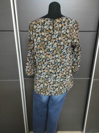 Blusa de mujer de Stradivarius