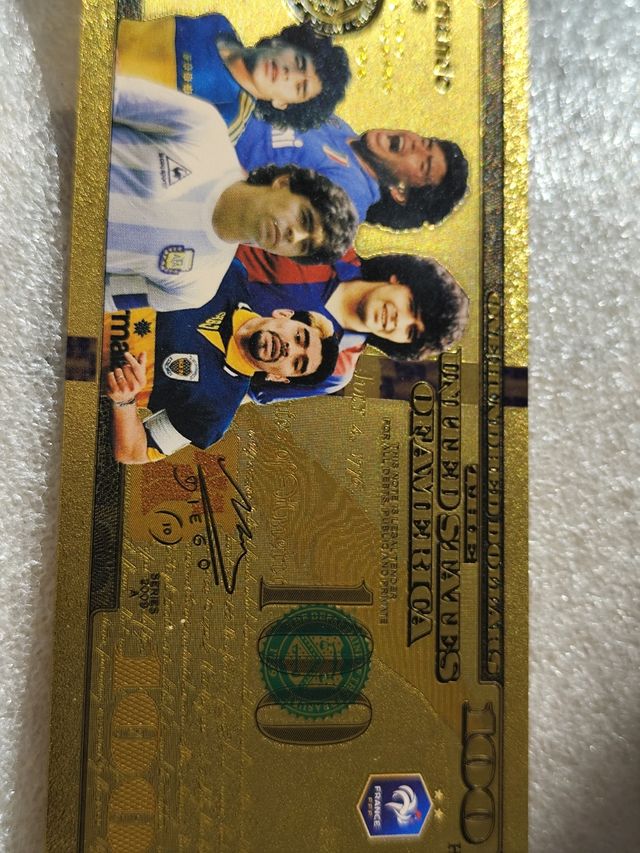 Billete Maradona 100 dólares "sin valor"