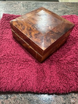 Caja / Joyero de Madera de Kaoba Oriental